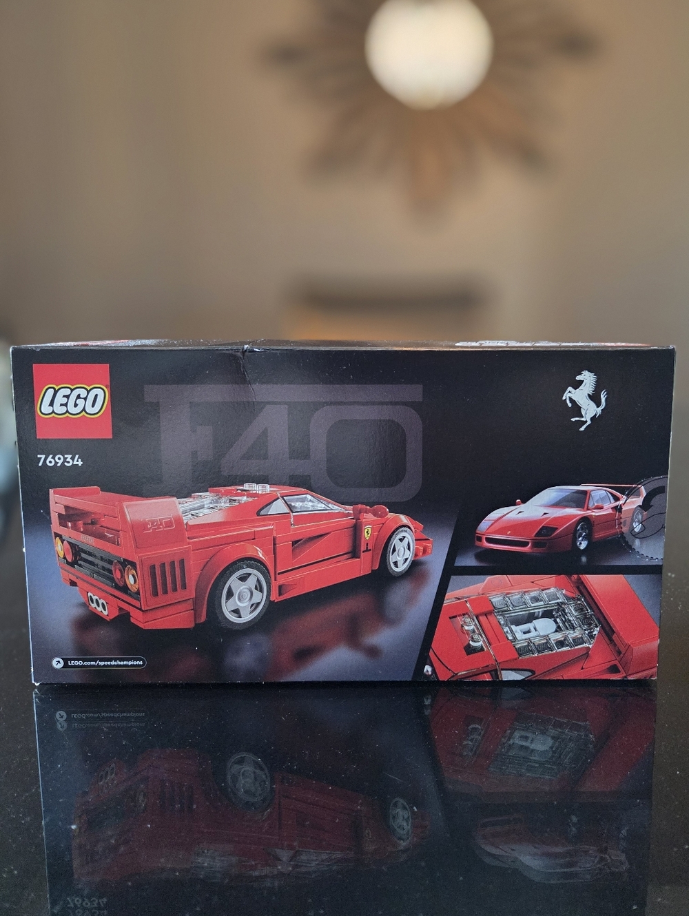 LEGO Speed Champions Ferrari F40 - Red - Picture 2 of 6